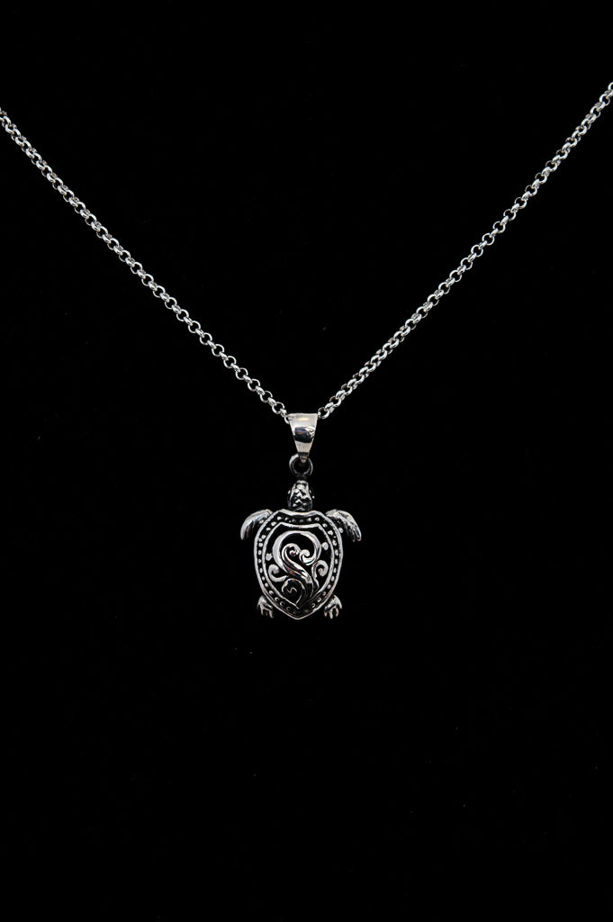 Small Turtle Pendant Necklace - 723