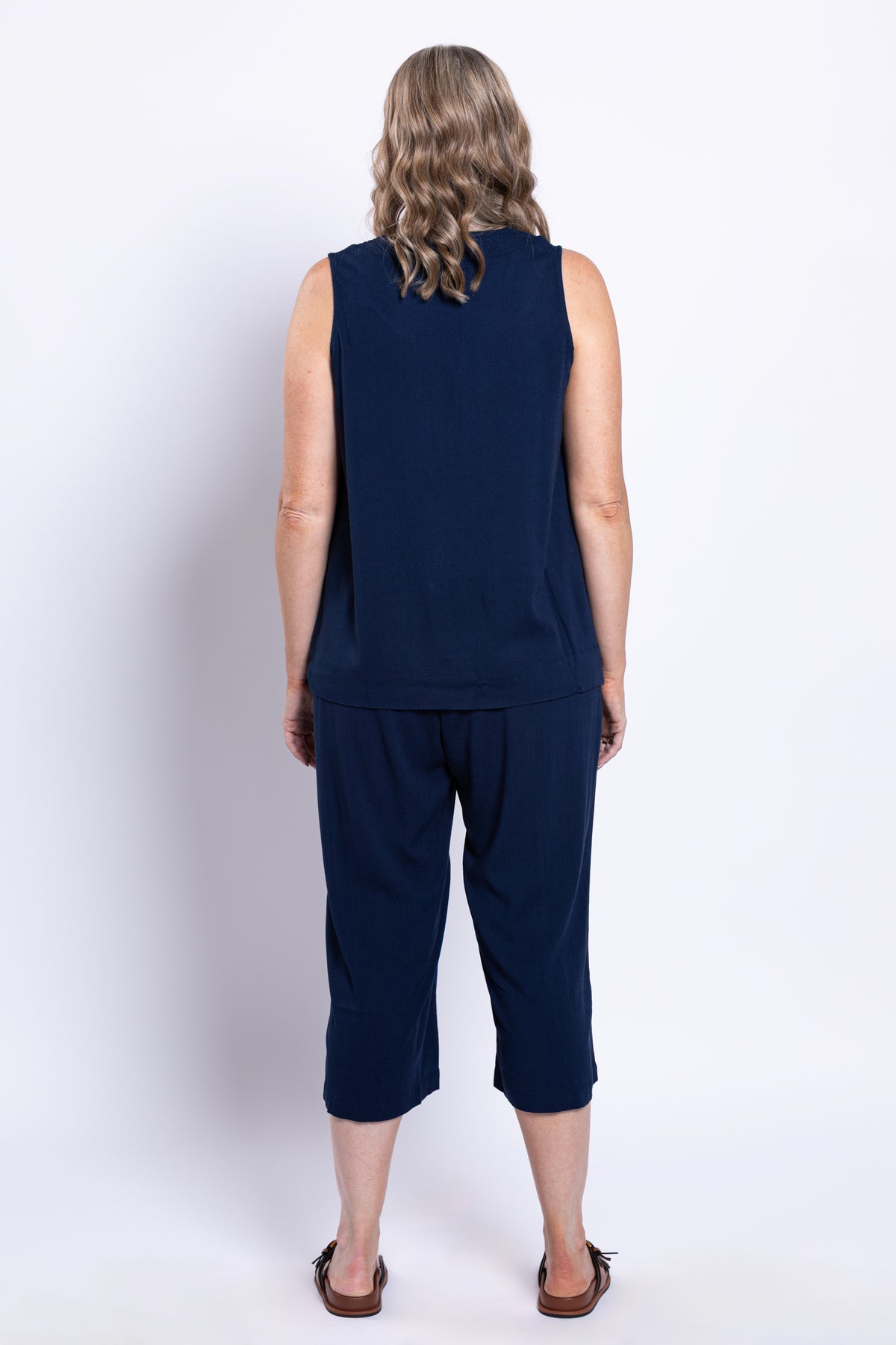 Bella Capri, Indigo, Linen Bamboo