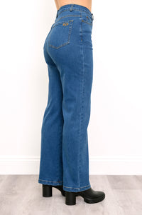 Blue Sky Jeans, Coupe Droite Courte