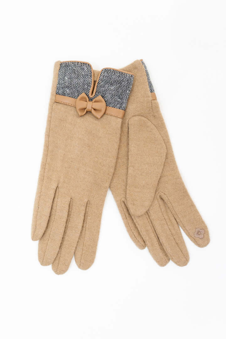 Pair of camel wool gloves with a bow detail and contrasting textured cuff