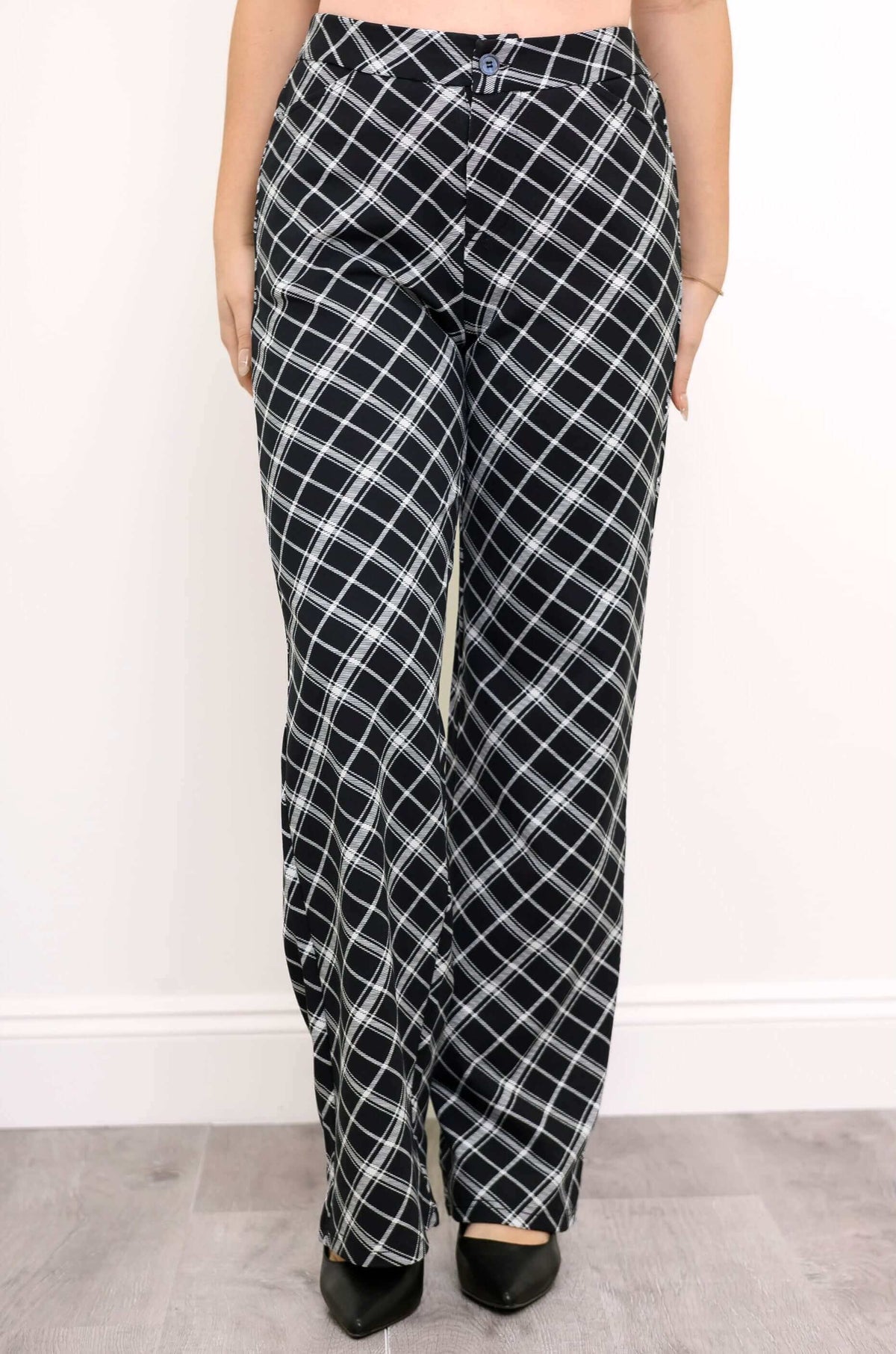 Norma Pant, Tarlic, Modal
