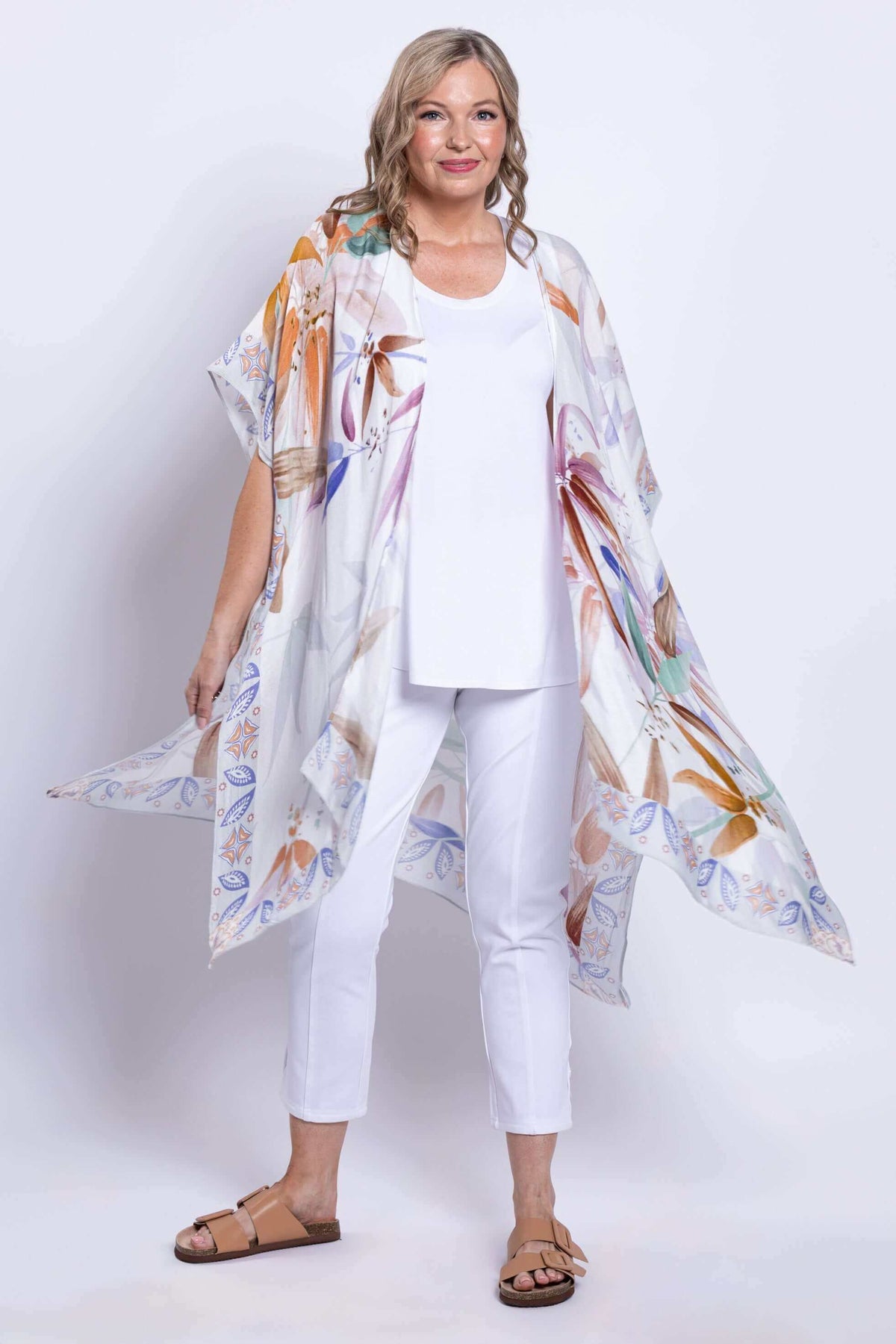 Woman spreading the Darcy Watercolour Kimono for a full look