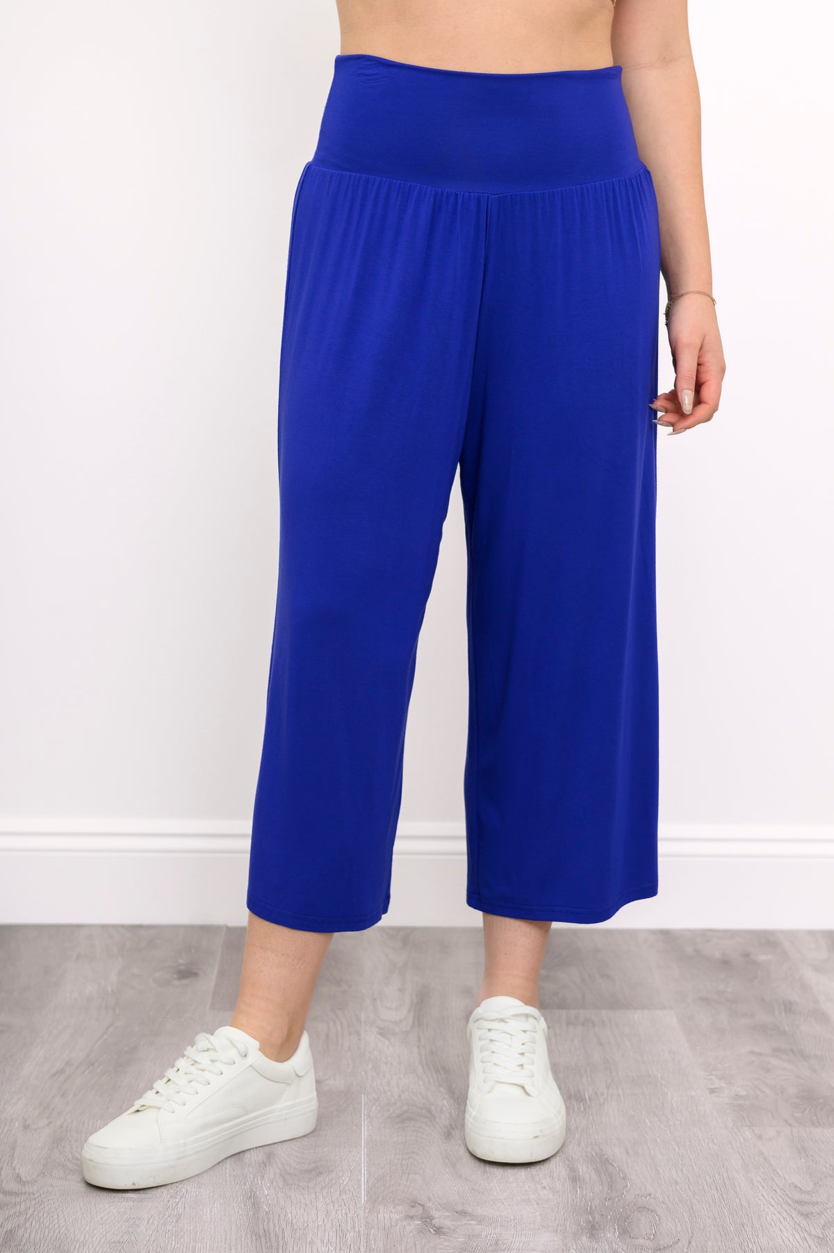 Gaylene Capri, Violet, Bamboo