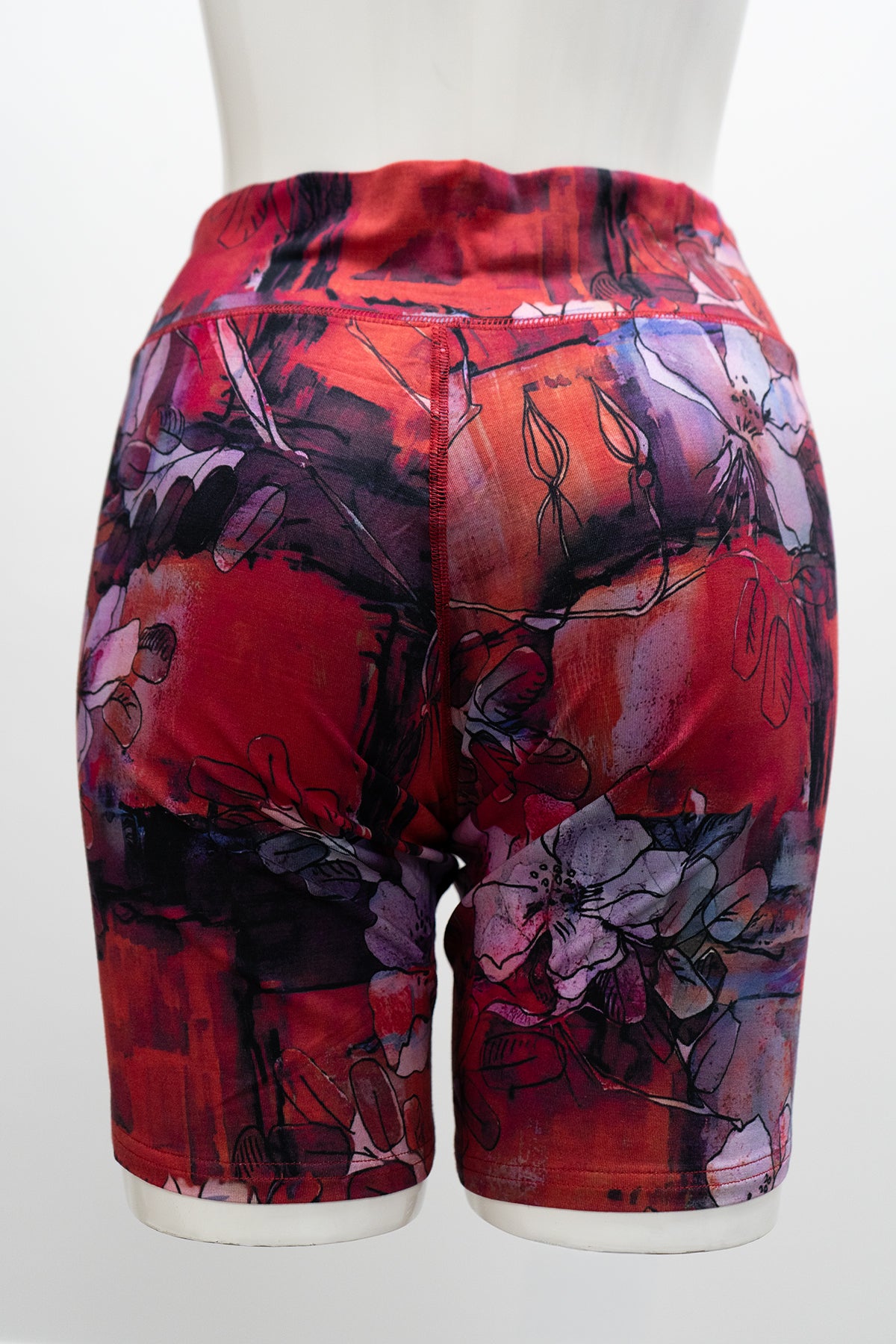 Shorts Hallie, Pensées rouges à lèvres, Bambou