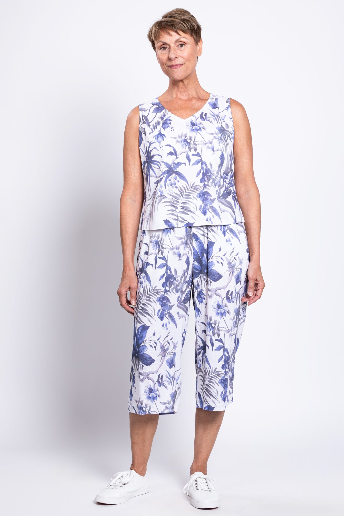 Bella Capri, Peri Palm, Linen Bamboo