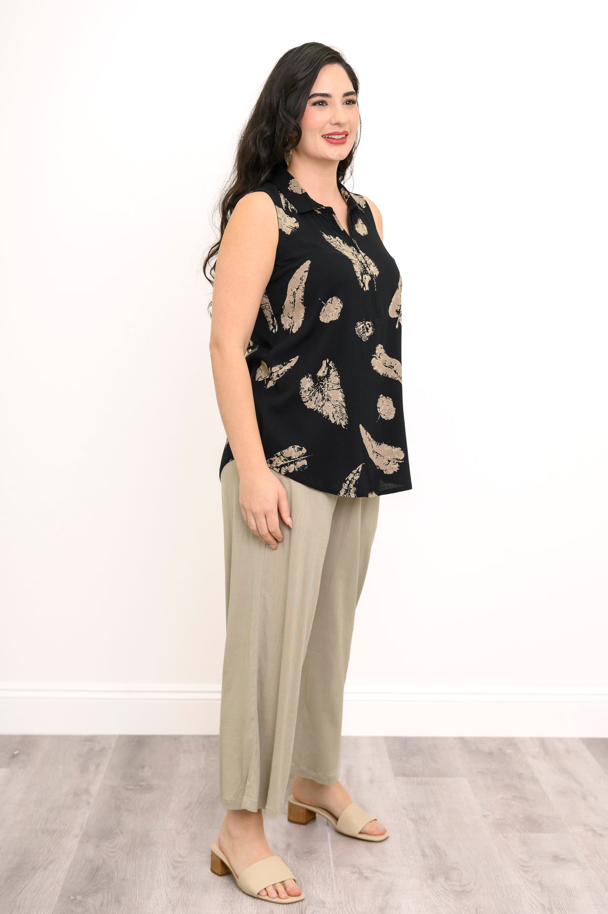 Hula Tank, Shadow Leaf, Linen Bamboo