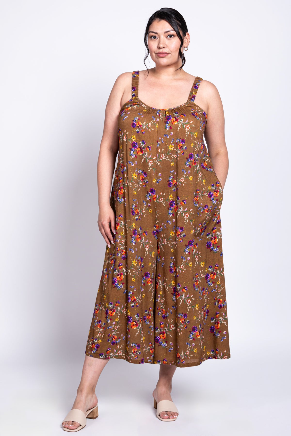 Joanna Jumpsuit, Sand Pansy, Linen Bamboo