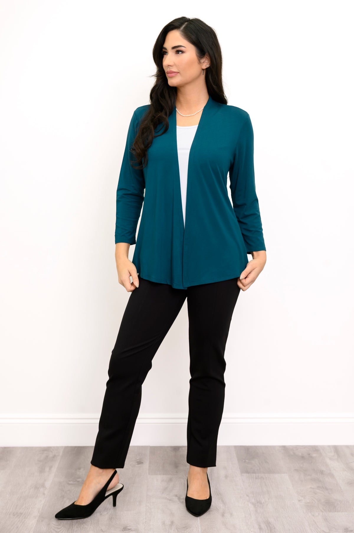 Nadia Pant, Black, Modal