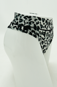 La Thong, BW Leopard, Bamboo
