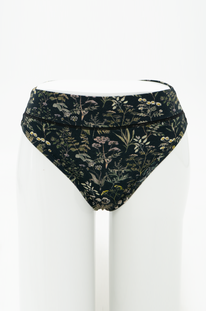 La Thong, Khaki Herbal, Bamboo