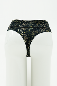 La Thong, Khaki Herbal, Bamboo