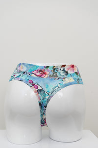 La Thong, Teal Nectar, Bamboo