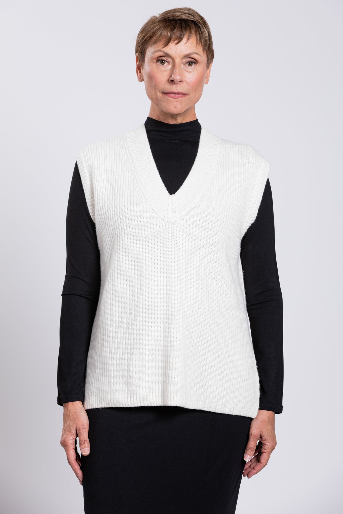 Laura Vest, Creamy White, Wool Cashmere