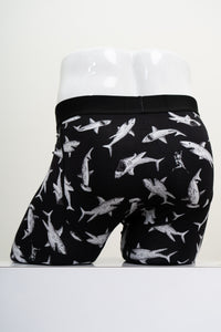 Middle Man, Black Shark, Bamboo