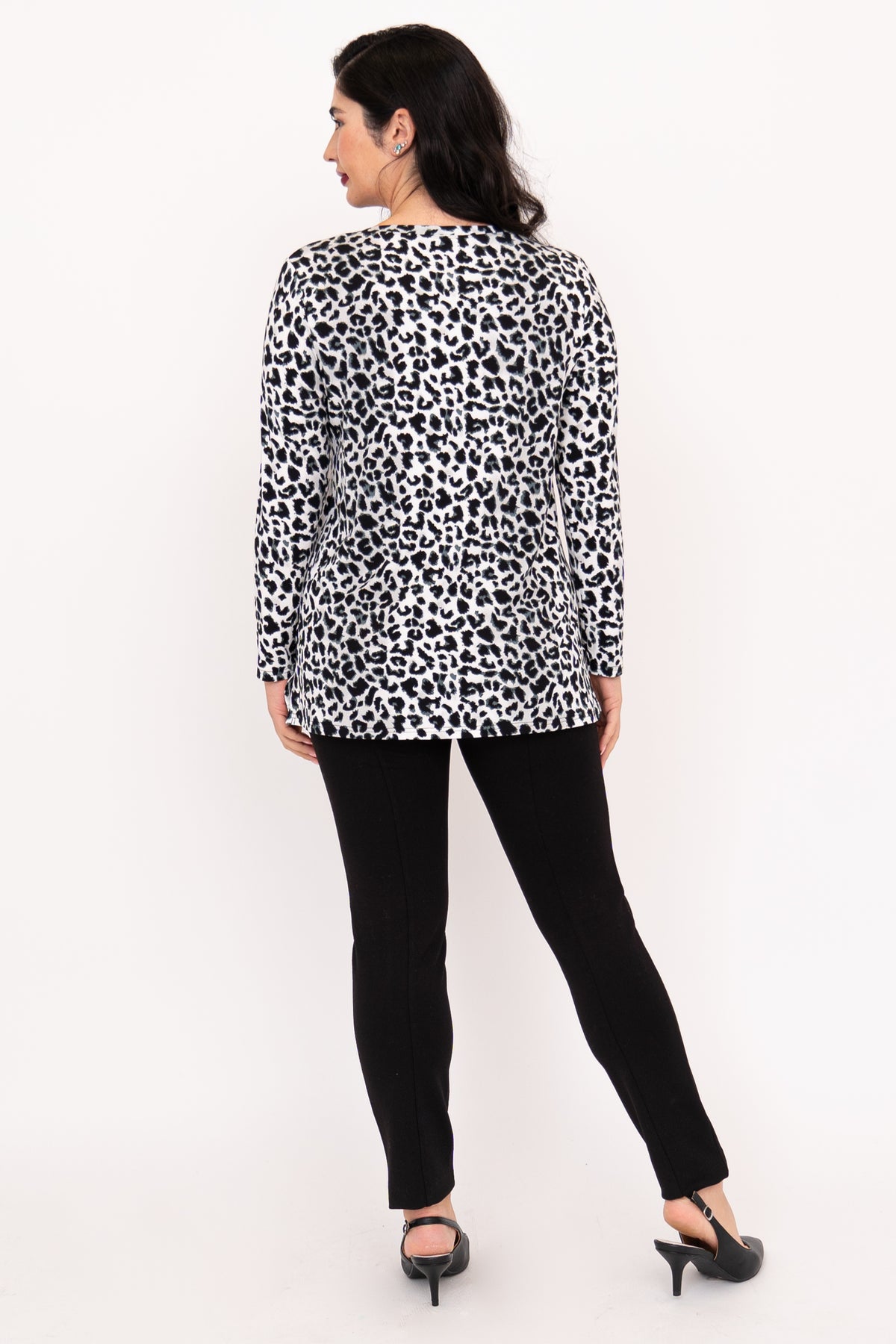 Margie Top, BW Leopard, Bamboo