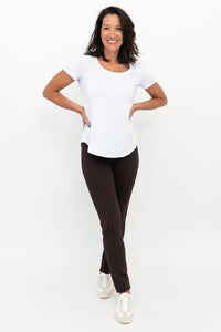 Nadia Pant, Coffee, Modal