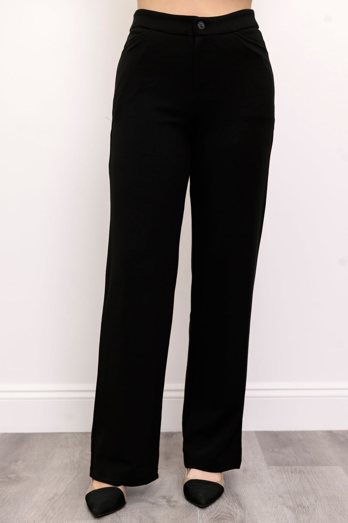 Norma Pant, Noir, Modal