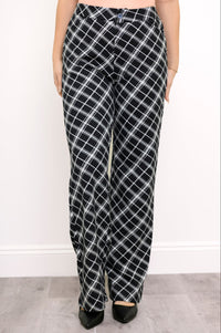 Norma Pant, Tarlic, Modal