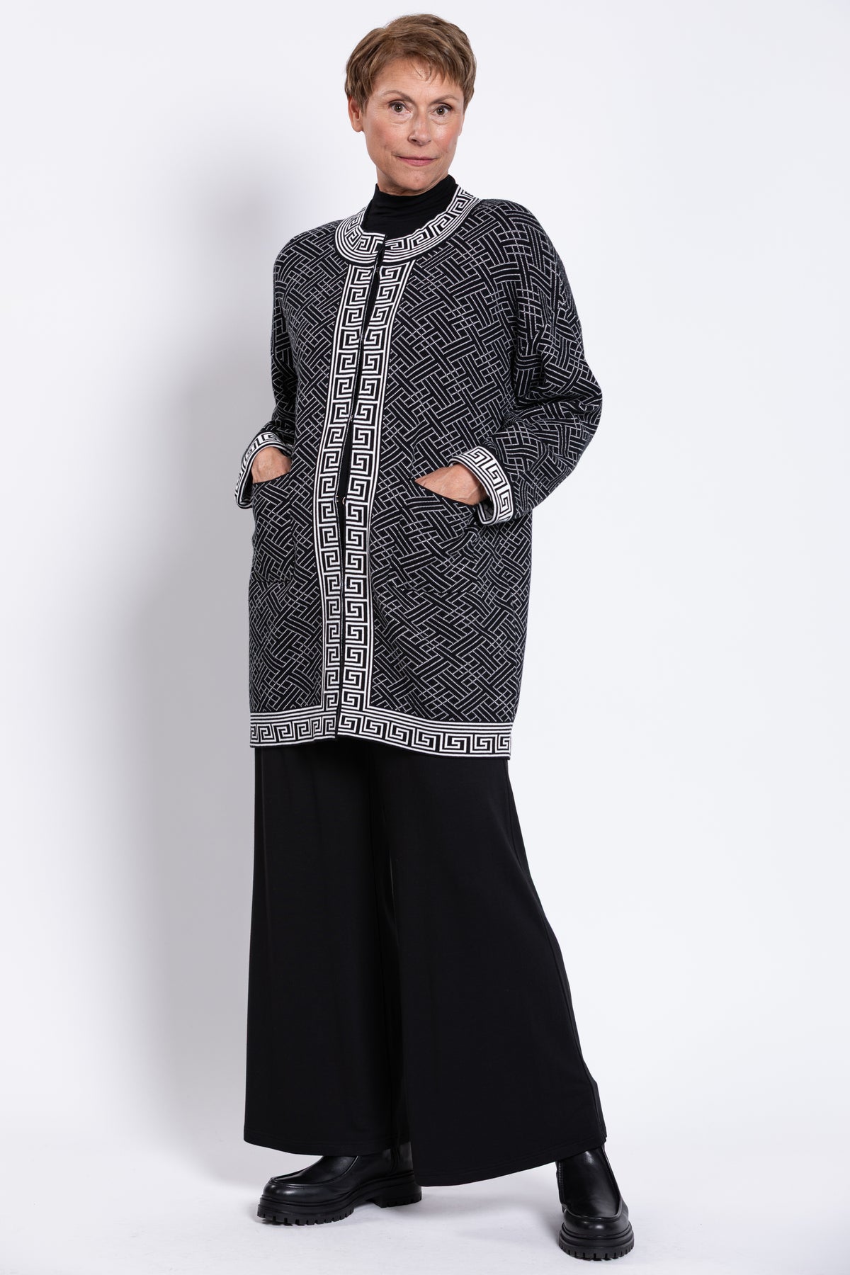 Oslo Cardigan, Black and White, Cotton