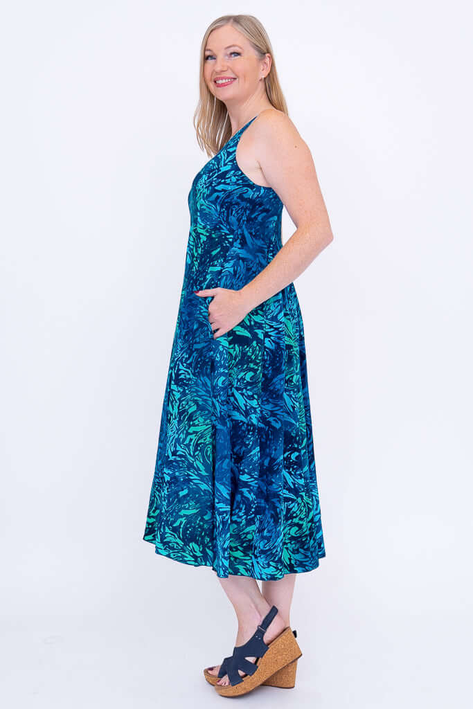 Side profile of woman wearing Shauna blue A-line midi dress