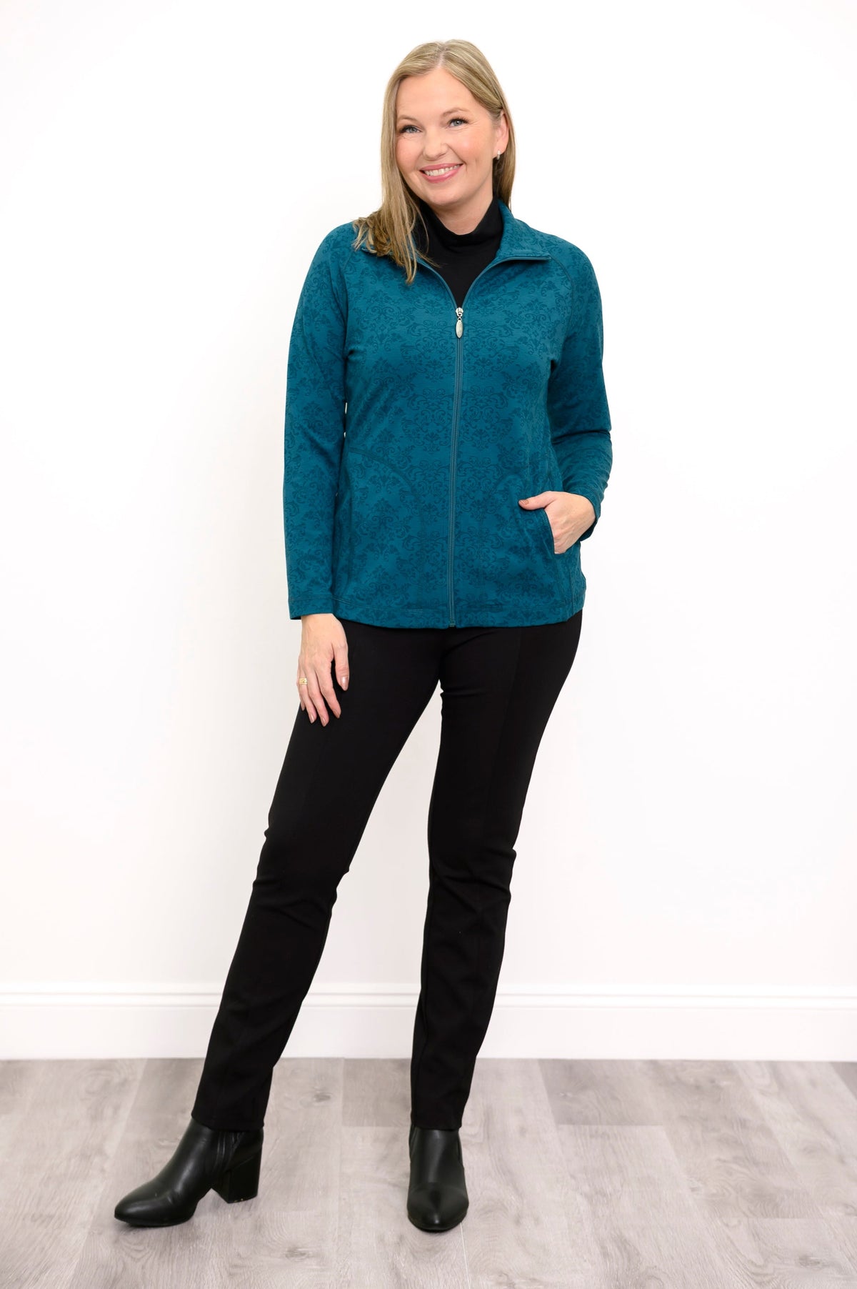 Veste Sona, Empire cramoisi, Bambou