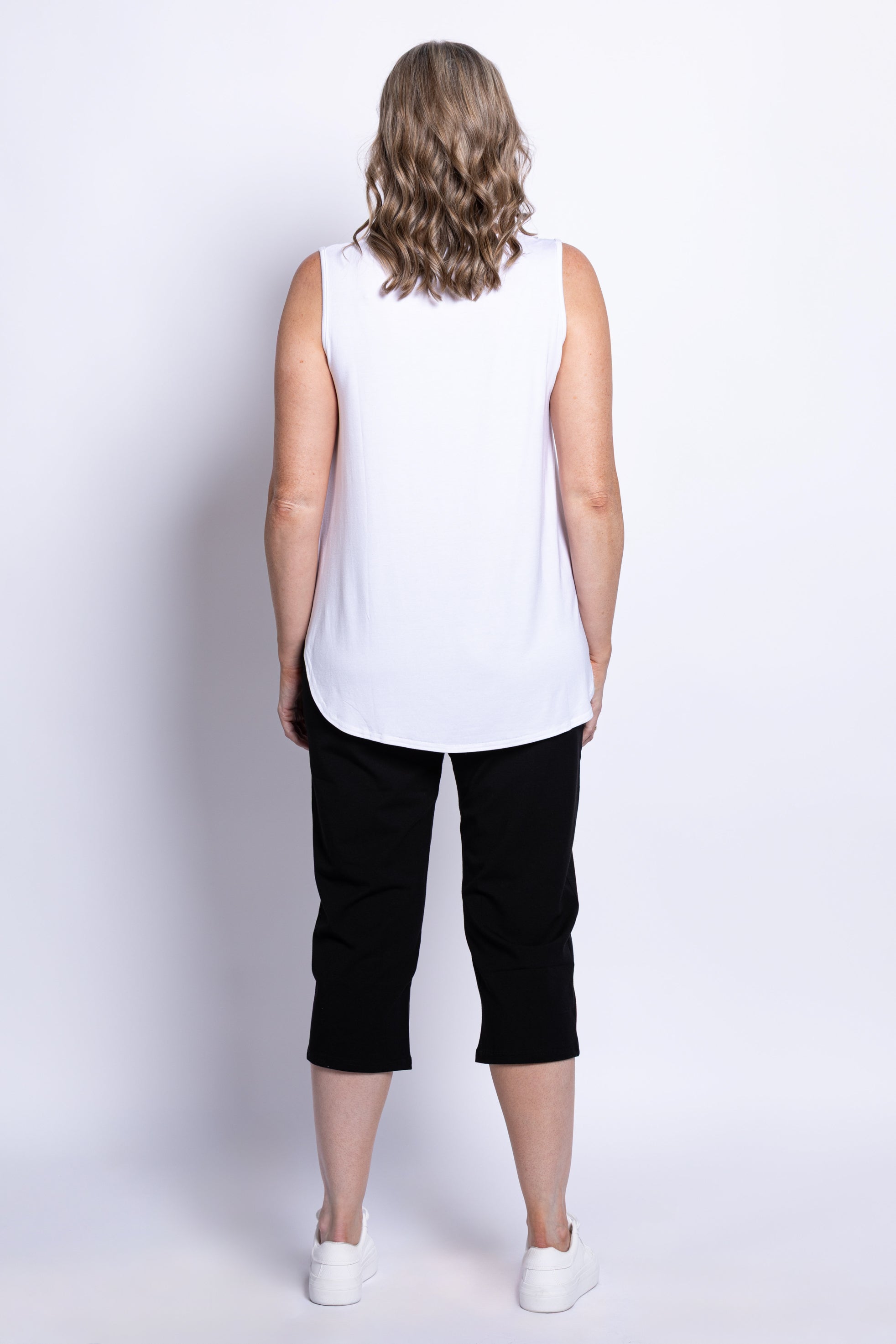 CAPRI RIB PANTS ブラック　1サイズ Women's Bamboo Rib-Knit Lounge Capri Pants | Cozy Earth