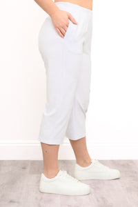 Susan Capri, Snow White, Bamboo