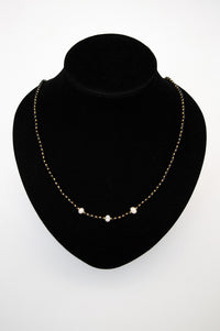 Short Necklaces - Three Pearls