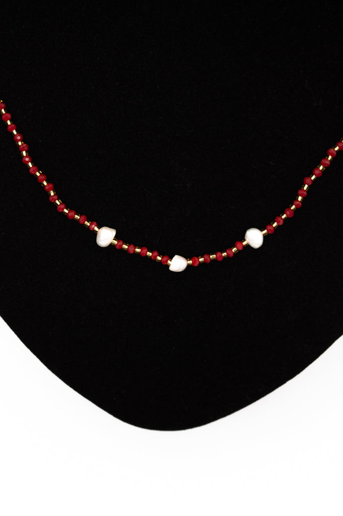 Short Necklaces - Three Pearls