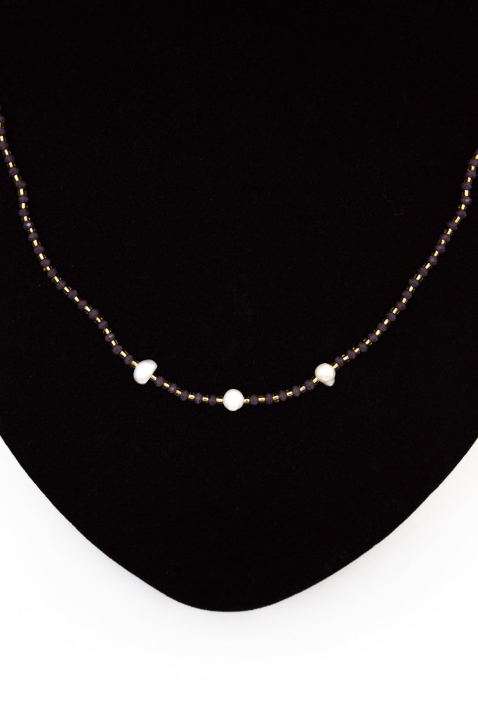 Short Necklaces - Three Pearls