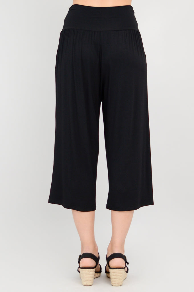 Basic Editions Capri Pants Womens Size 6 Flat Front Cotton Pink