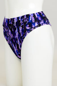 La Thong, Plum Rain, Bambou