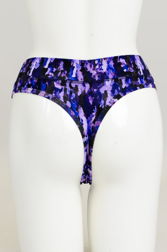 La Thong, Plum Rain, Bambou