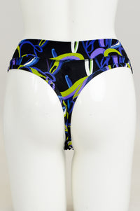 La Thong, Swiggle, Bambou