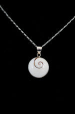 Shiva Shell Pendant Necklace - 173