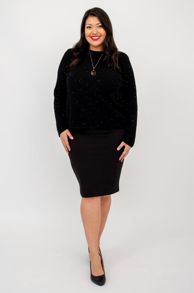 Black pencil skirt outfit plus size best sale