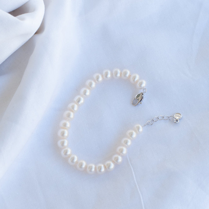 White Pearl Bracelet - Blue Sky Clothing Co
