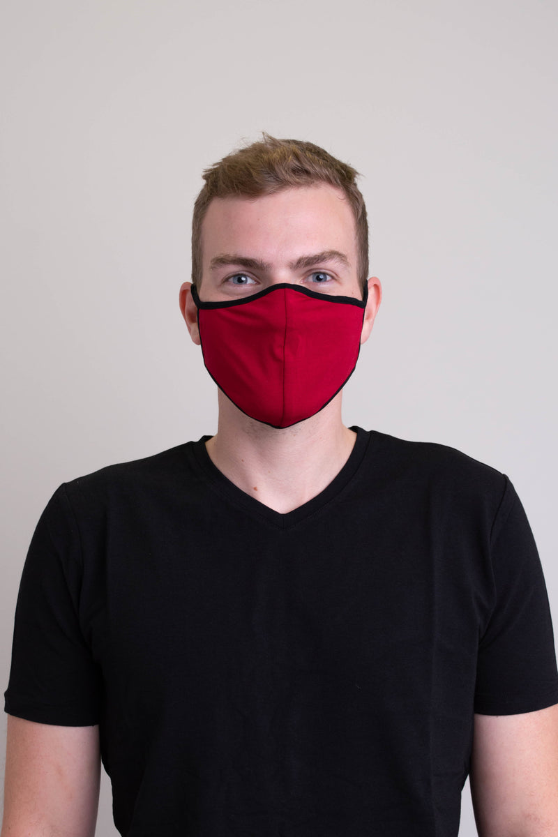 Unisex red comfortable face mask made with natural bamboo fibers.
