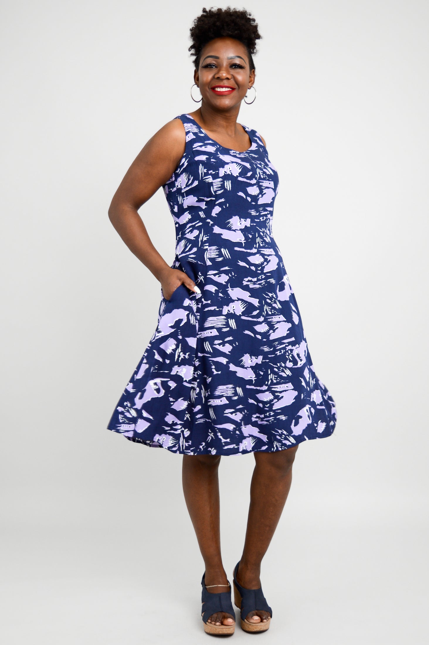 Purple daisy dress shop